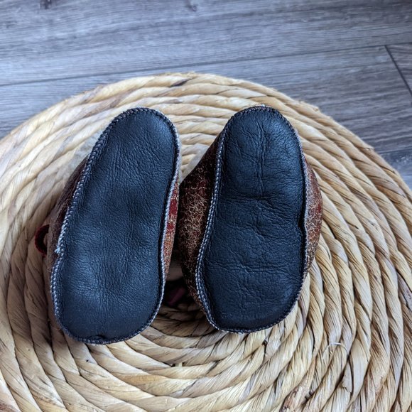 NWOT Baby (12M*) - Handmade Distressed Booties - Picture 6 of 8